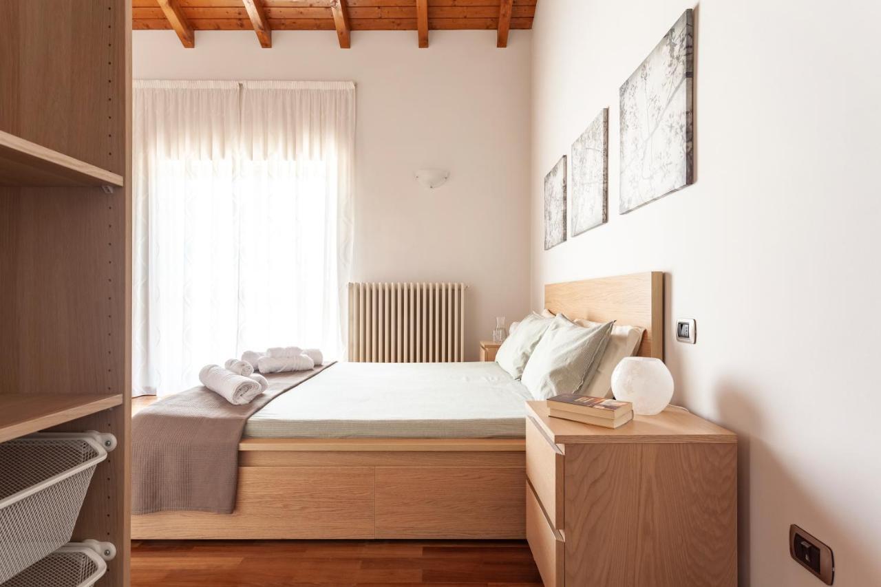 Apartment Misiadele Carnago ภายนอก รูปภาพ