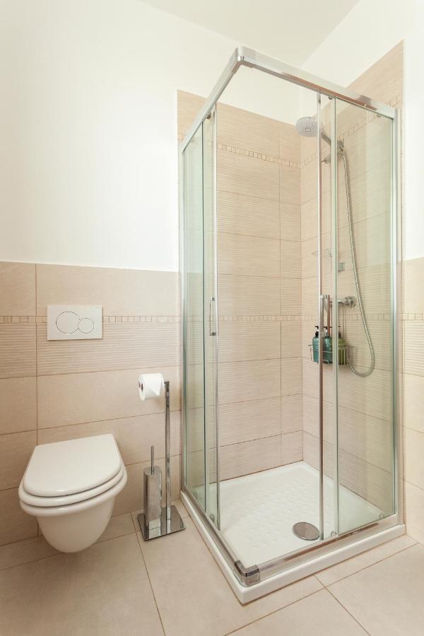 Apartment Misiadele Carnago ภายนอก รูปภาพ