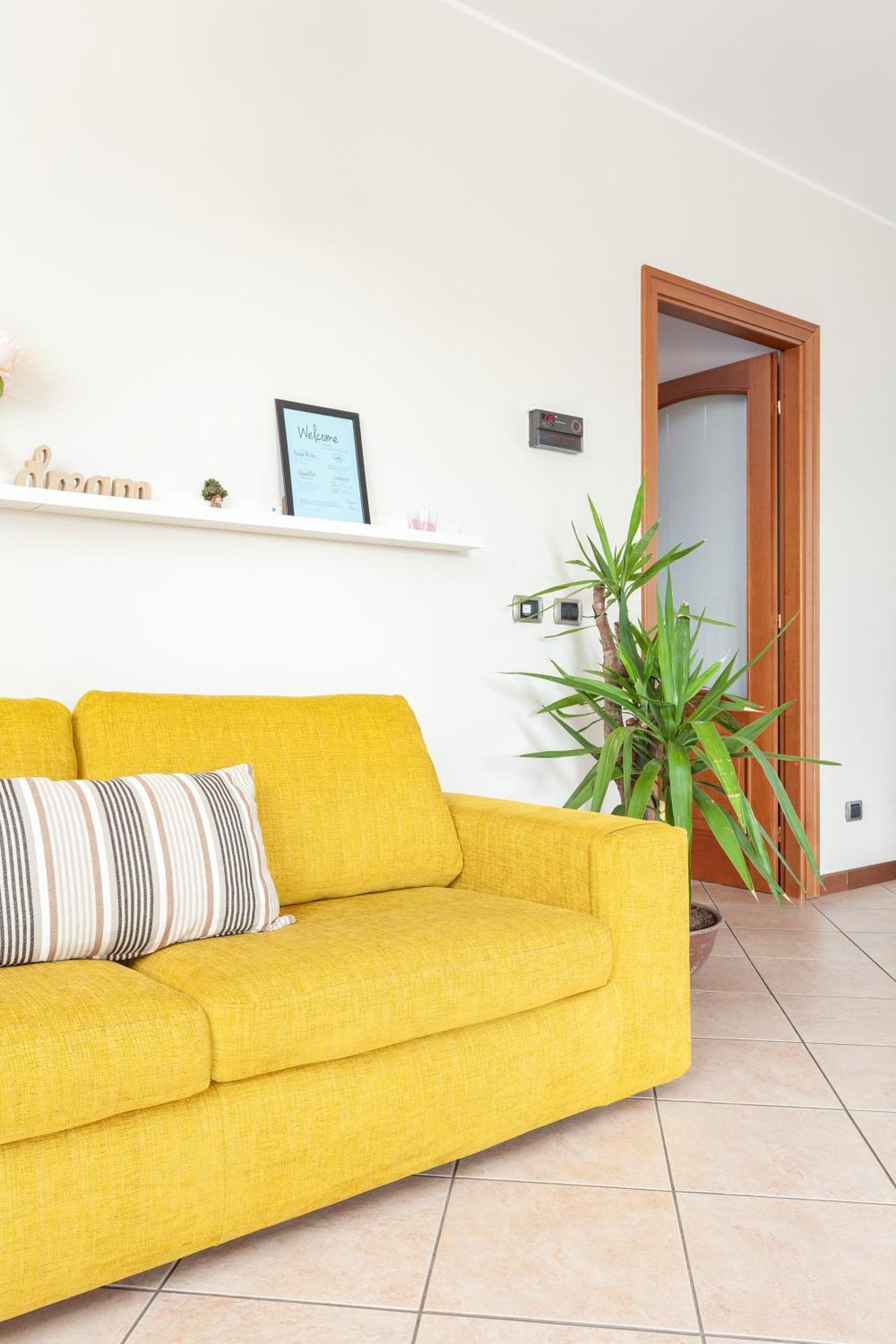 Apartment Misiadele Carnago ภายนอก รูปภาพ